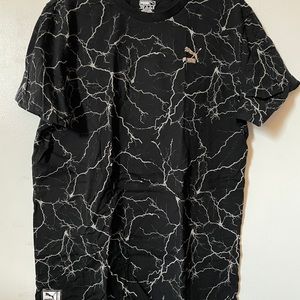 puma authentic graphic tee
